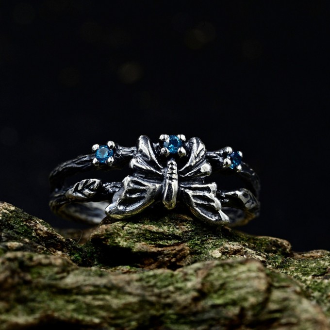 Elegant Gothic Butterfly Ring with Aquamarines