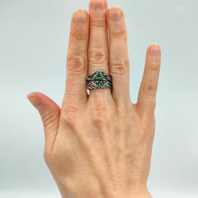 Gothic Emerald Ring with Intricate Nature Motif