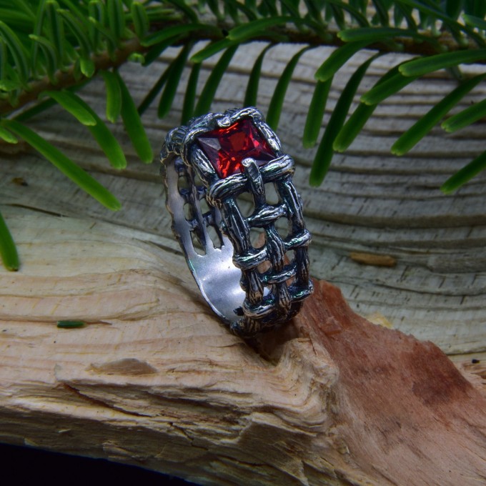 Gothic Chain Ring with Fiery Garnet Gemstone