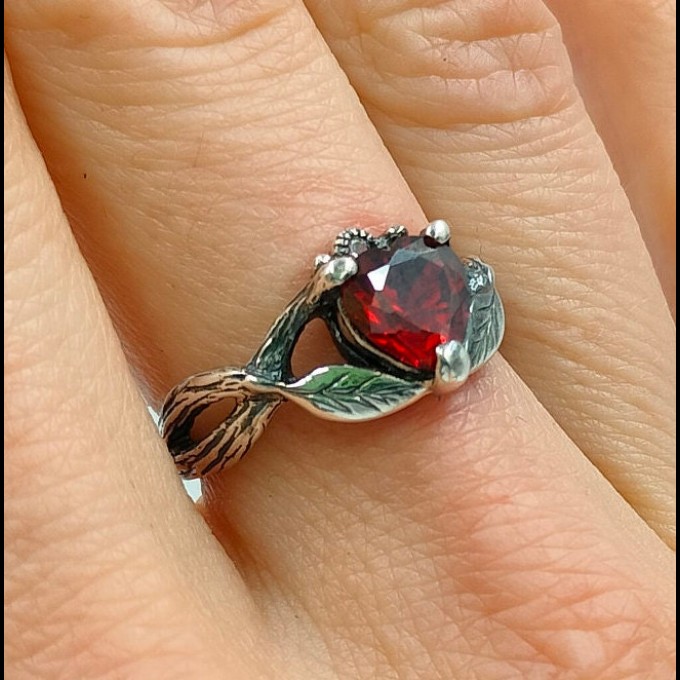 Heart of Ember: Gothic Sterling Silver Ring with Fiery Garnet