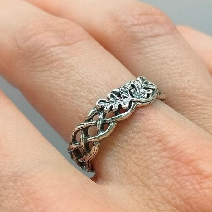 Gothic Silver Ring with Celtic Knot Motif