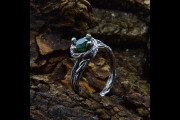 Elegant Forest Inspired Silver Swirl Bypass Ring with Twisted Woodgrain Branches and Emerald Stone, Art Nouveau Solitaire Engagement Ring