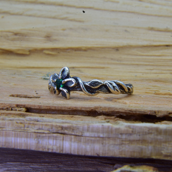 Enchanting Silver Ring with Elegant Emerald Gemstone| Unique and Unusual Engagement Ring for Her