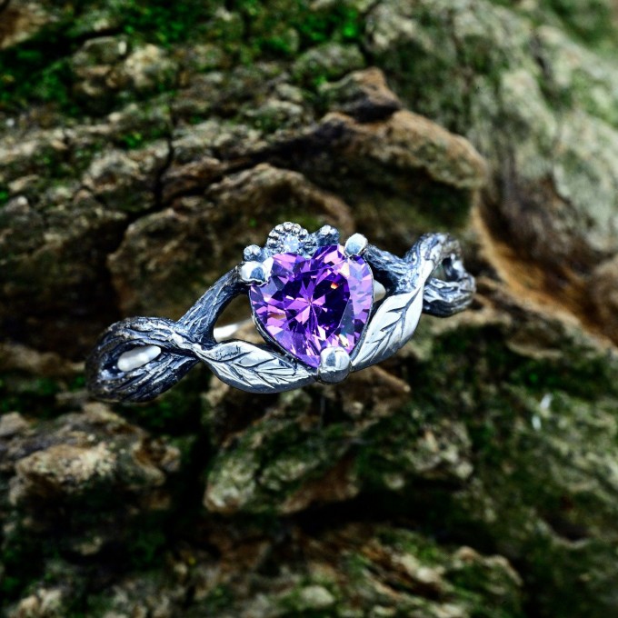 Gothic Amethyst Ring with Enchanted Leaf Motif