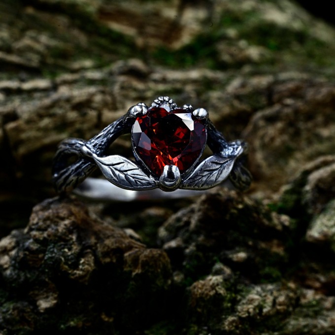 Heart of Shadows: Gothic Sterling Silver Ring with Garnet Gemstone