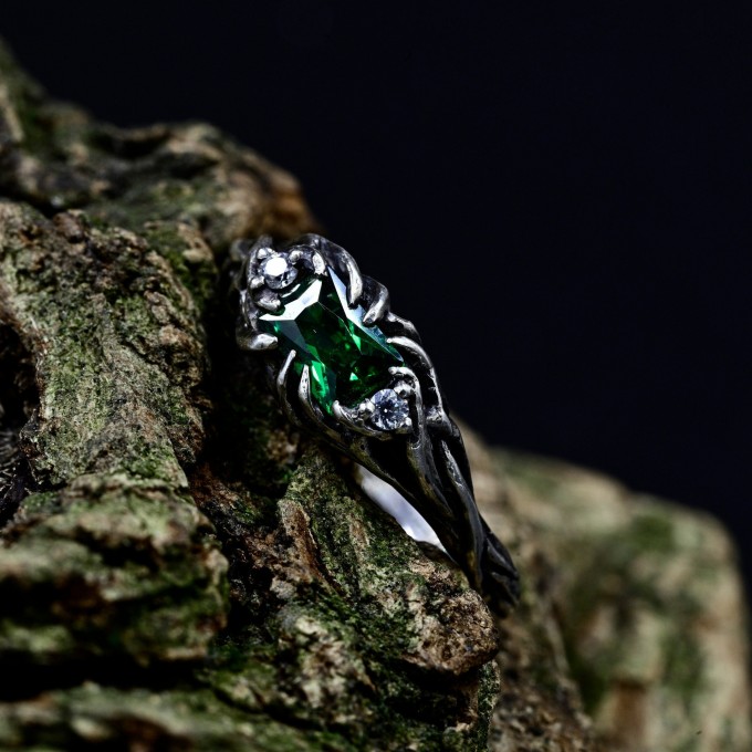Handcrafted Emerald Ring with Dark Forest Design
