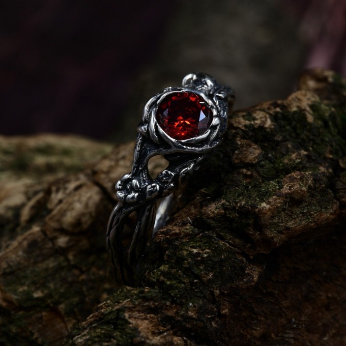 Gothic Silver Ring with Garnet and Intricate Design