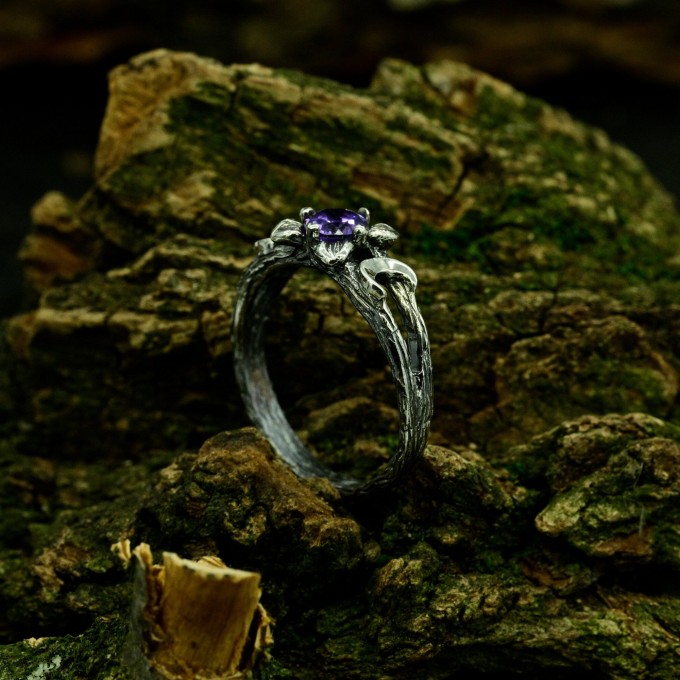 Gothic Amethyst Ring with Enchanted Leaf Design