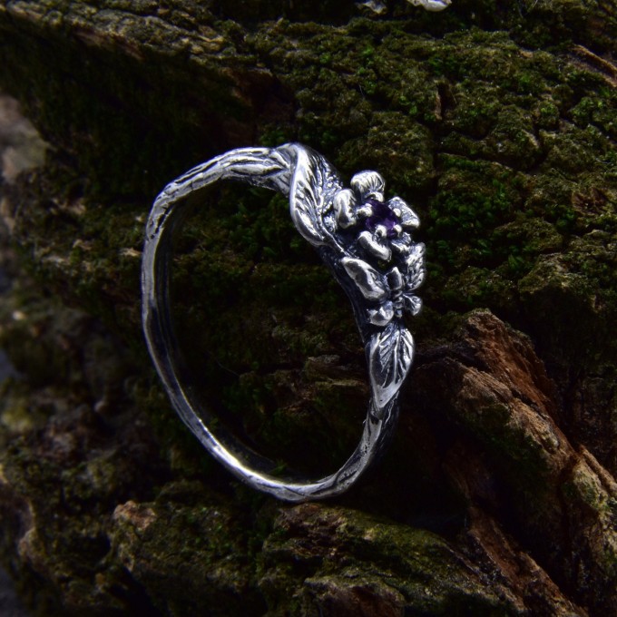 Gothic Floral Silver Ring with Amethyst Gemstone
