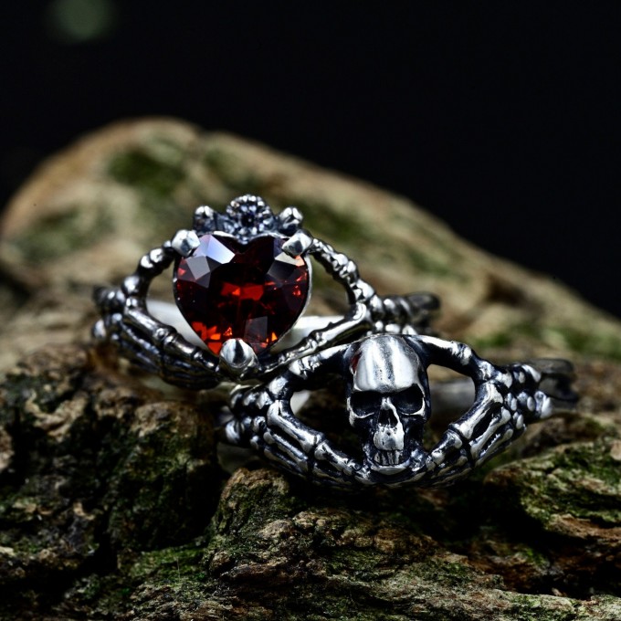 Dark Gothic Silver Ring with Skull and Garnet