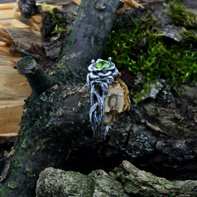 Bloom of Shadows: Gothic Sterling Silver Ring with Olivine Gemstone
