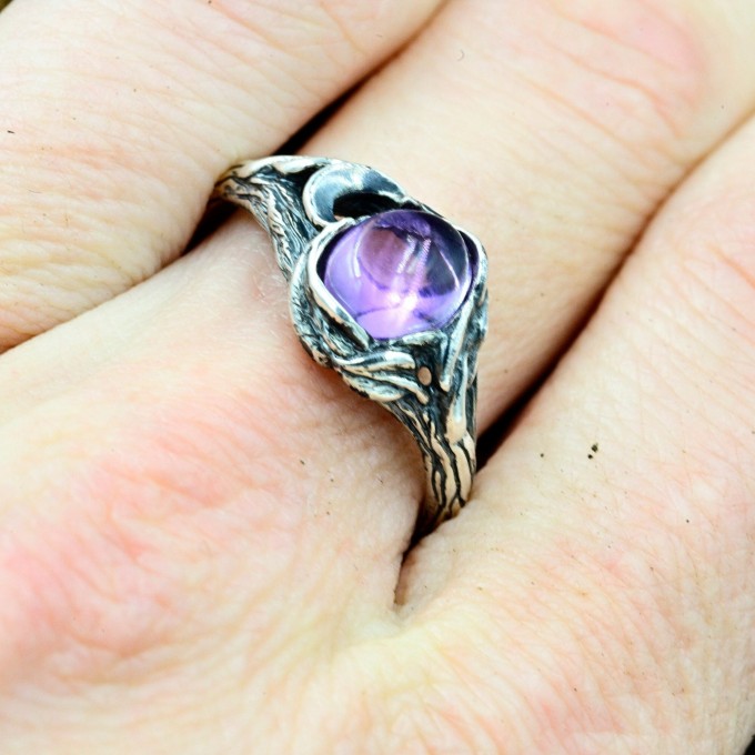 Gothic Ring with Amethyst and Intricate Silver Design