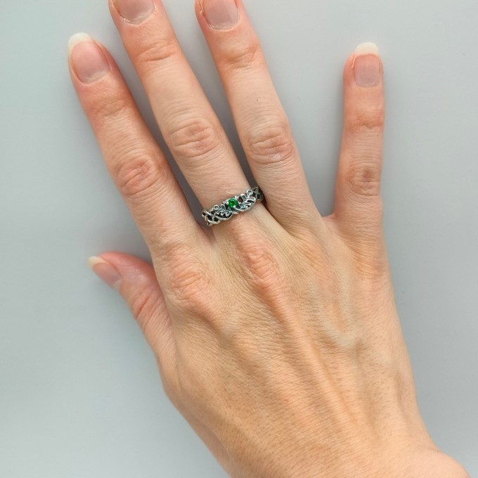 Gothic Nature Ring with Emerald  Gemstone