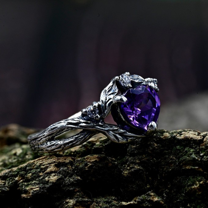 Embrace of Shadows: Gothic Sterling Silver Ring with Mystical Amethyst