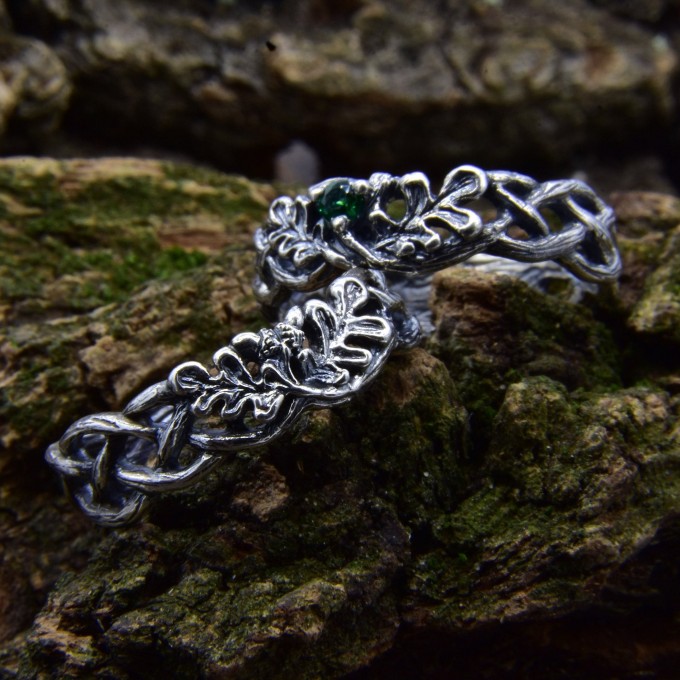 Throne of Vines: Gothic Sterling Silver Ring with Emerald Accent
