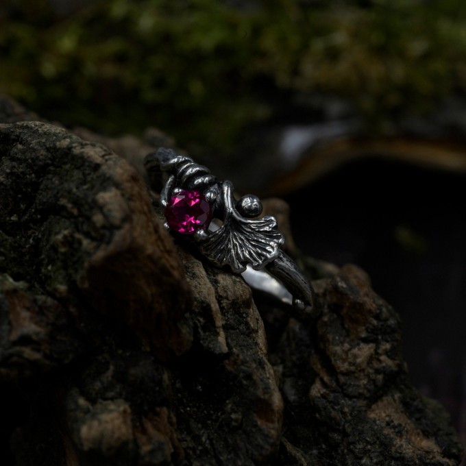 Delicate Gothic Ring with Ruby and Leaf Design