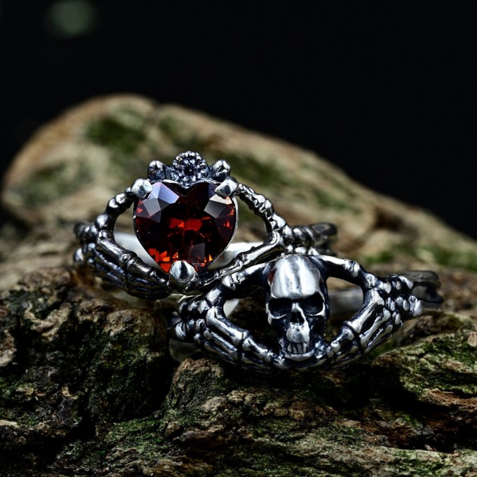 Dark Gothic Silver Ring with Skull and Garnet