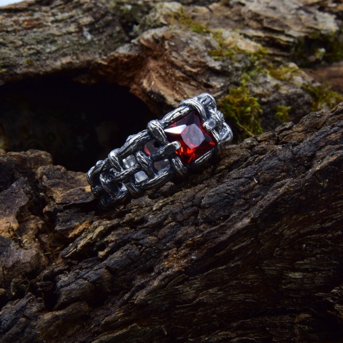 Bold Gothic Ring with Interwoven Chains and Garnet