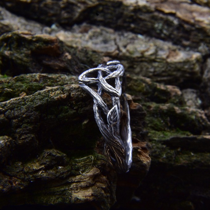 Woven Eternity: Gothic Sterling Silver Ring with Celtic Knotwork
