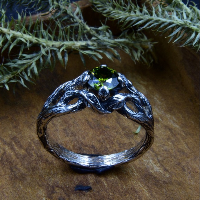 Nature-Inspired Gothic Ring with Bright Olivine