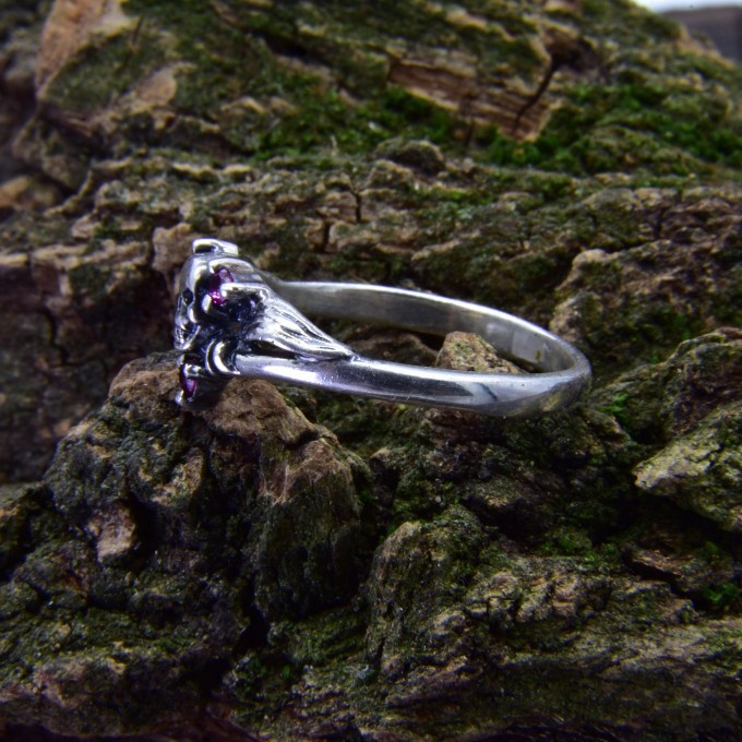 Reaper’s Crown: Gothic Sterling Silver Ring with Skull and Amethysts
