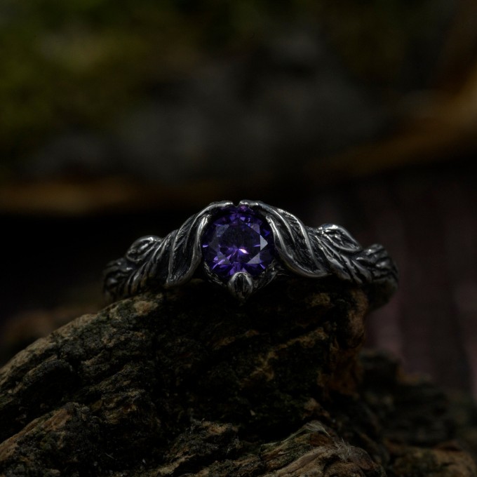 Gothic Amethyst Ring with Intricate Twisting Design