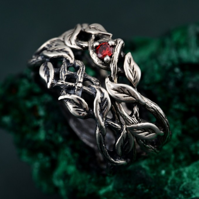 Nature's Embrace: Sterling Silver & Garnet Wedding Set