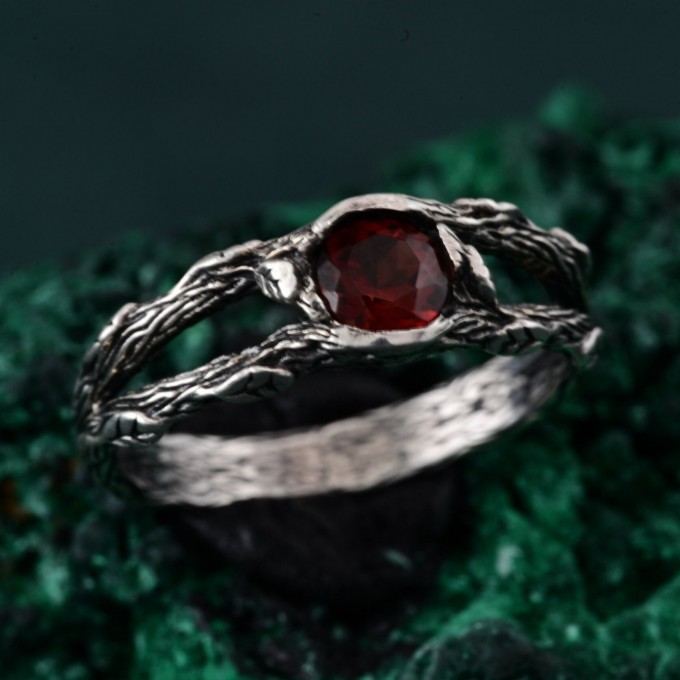 Silver Branch Band: Nature's Touch and Woodland-Inspired Sylvan Silver Wrap