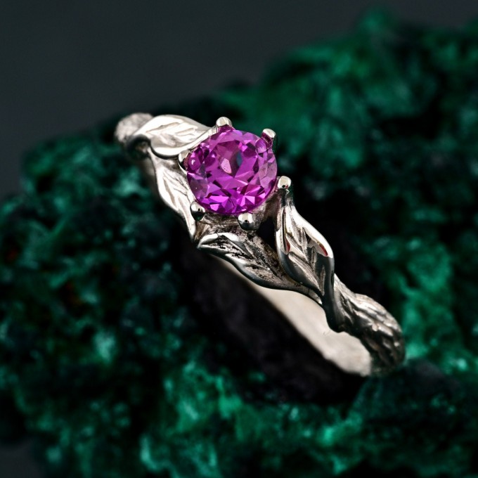 Nature-Inspired Bridal Band with Intricate Botanical Design