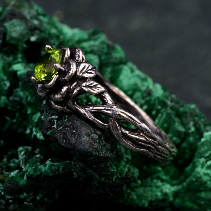 Rustic Peridot Lotus Ring: Handcrafted Sterling Silver Design