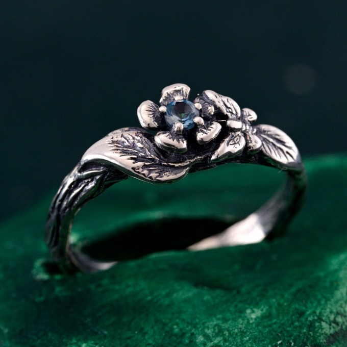 Nature-Inspired Twig & Leaf Ring with Silver Twisted Branch Band