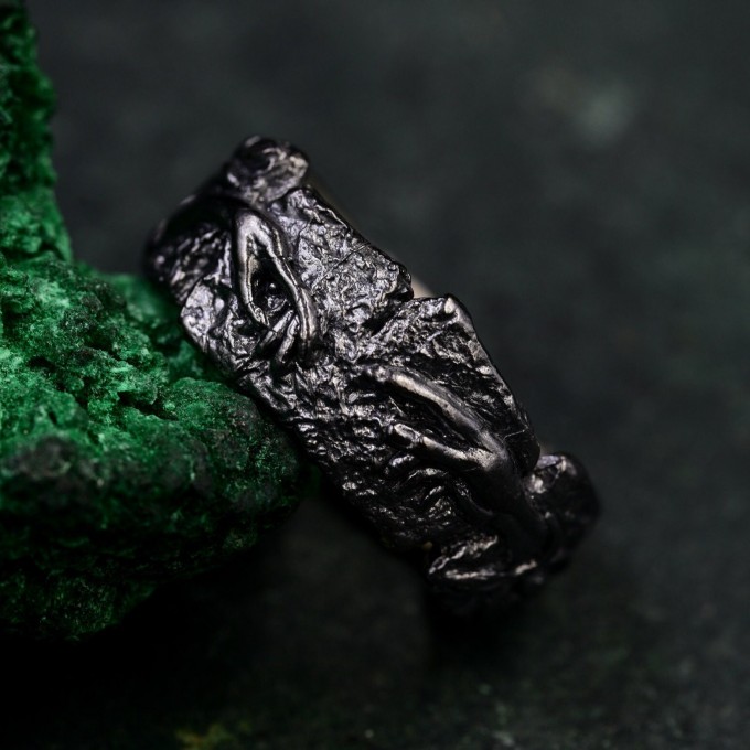Handcrafted Adam's Touch Ring – Michelangelo-Inspired Artisan Jewelry
