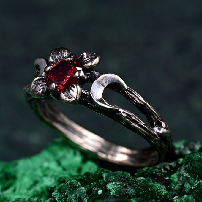 Gothic Silver Ring with Garnet and Moon Phases Design