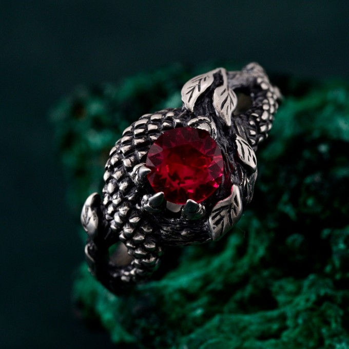 Serpent's Flame: Gothic Ruby Snake Ring