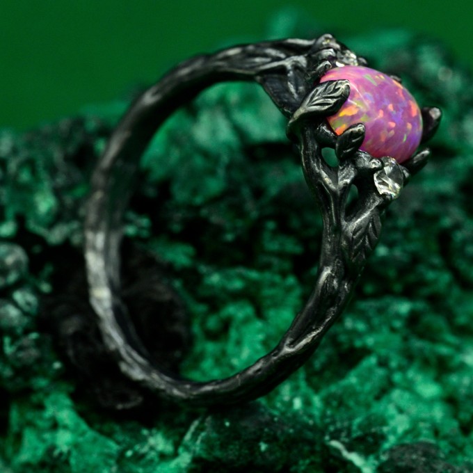 Enchanted Forest Wedding Ring - Elegant Nature-Inspired Jewelry