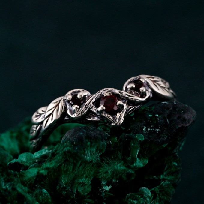 Chevron Wedding Band - Nature-Inspired Wooden Wedding Ring