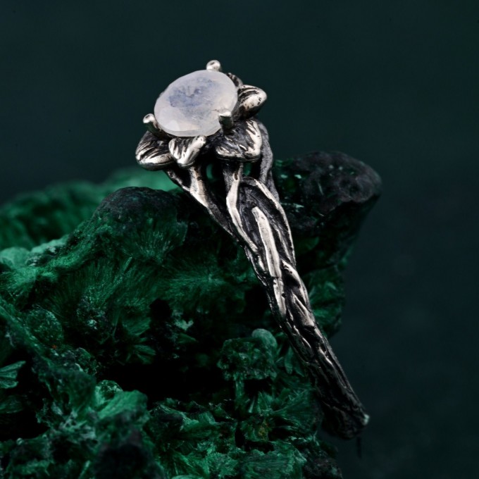 Woodland Whispers Ring – Enchanted Forest Amethyst Ring, Whimsical Vine and Blossom Twig Design, Unique Nature-Inspired Ring
