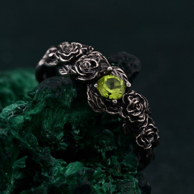 Peridot Blossom Silver Ring