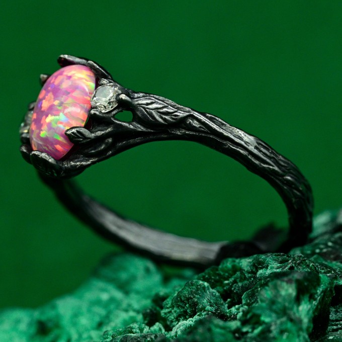 Enchanted Forest Wedding Ring - Elegant Nature-Inspired Jewelry
