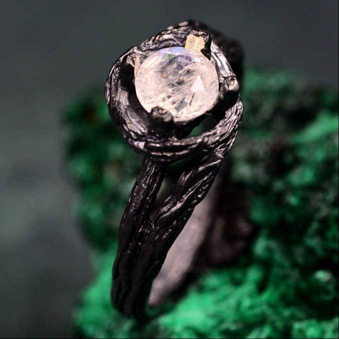 Elegant Tree Branch Ring – Exquisite Flower Design for a Special Women's Gift