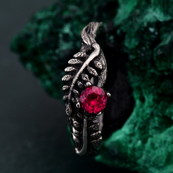 Ruby Fern Branchlet Ring: Whispering Fern Design