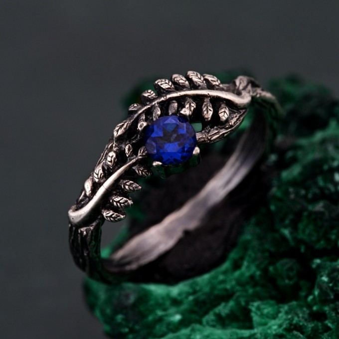 Sapphire Fern Branchlet Ring: Whispering Fern Design