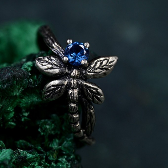 Whispers of the Night: Gothic Dragonfly Ring