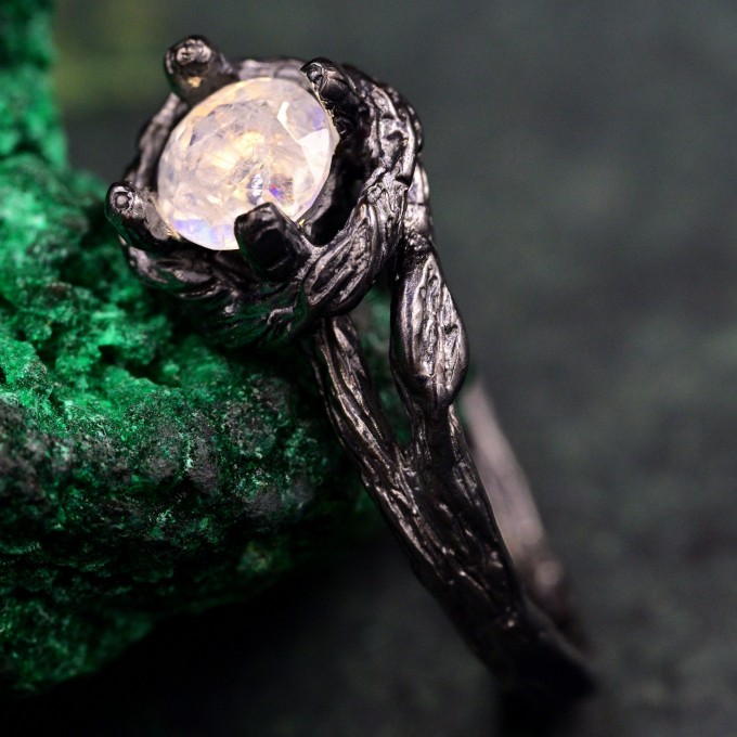 Elegant Tree Branch Ring – Exquisite Flower Design for a Special Women's Gift