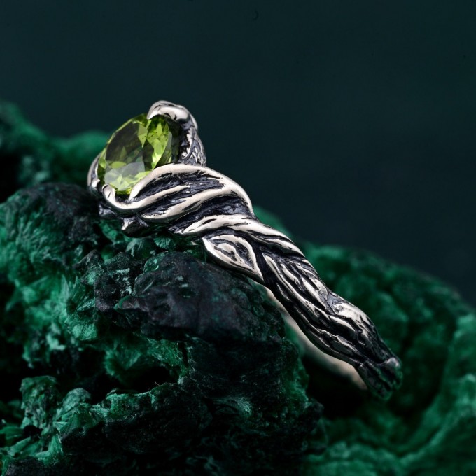 Rustic Elegance Twig Ring: Nature's Embrace and Woodland Promise Design