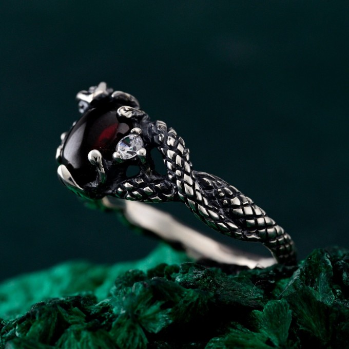 Thorn Snake Ring – Goth Serpent Design, Silver Dragon Scale Jewelry, Fantasy Serpents of the Thorns Style Accessory