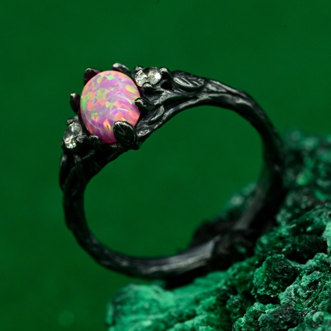 Enchanted Forest Wedding Ring - Elegant Nature-Inspired Jewelry