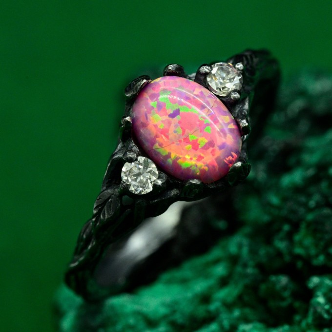 Enchanted Forest Wedding Ring - Elegant Nature-Inspired Jewelry