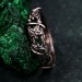 Rustic Ivy Leaf Wood Band: Unique Tree Bark Pattern Wedding Ring