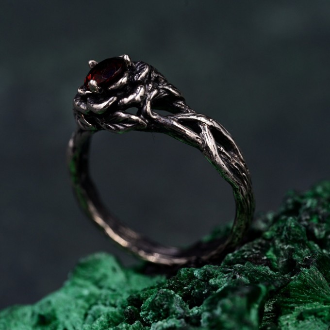 Bloom of Shadows: Gothic Garnet Lotus Ring